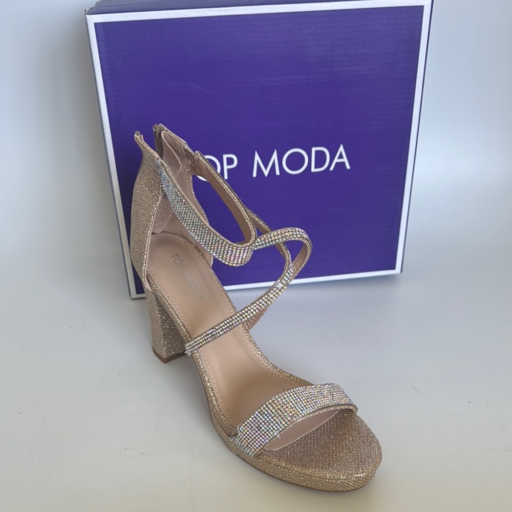 Top Moda Women's Gold Strappy rhinestone Heels 8.5 - Picture 2 of 6